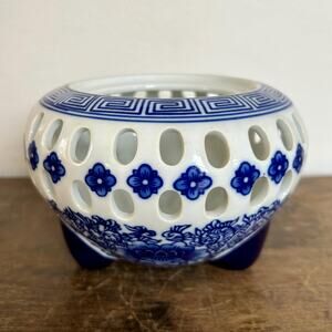 Vintage Blue and White Chinoiserie Ceramic Vessel | Vase Potpourri | Cottagecore